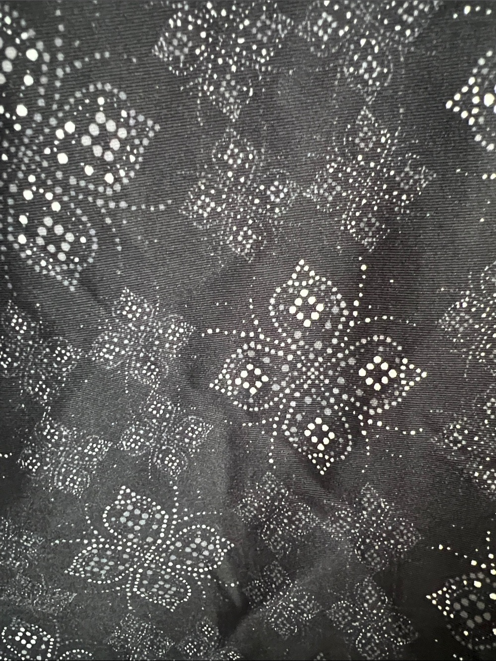 JoyLab Matching Activewear Set | Sports Bra/Biker Shorts | Black Geometric Sz Lg - Picture 3 of 3